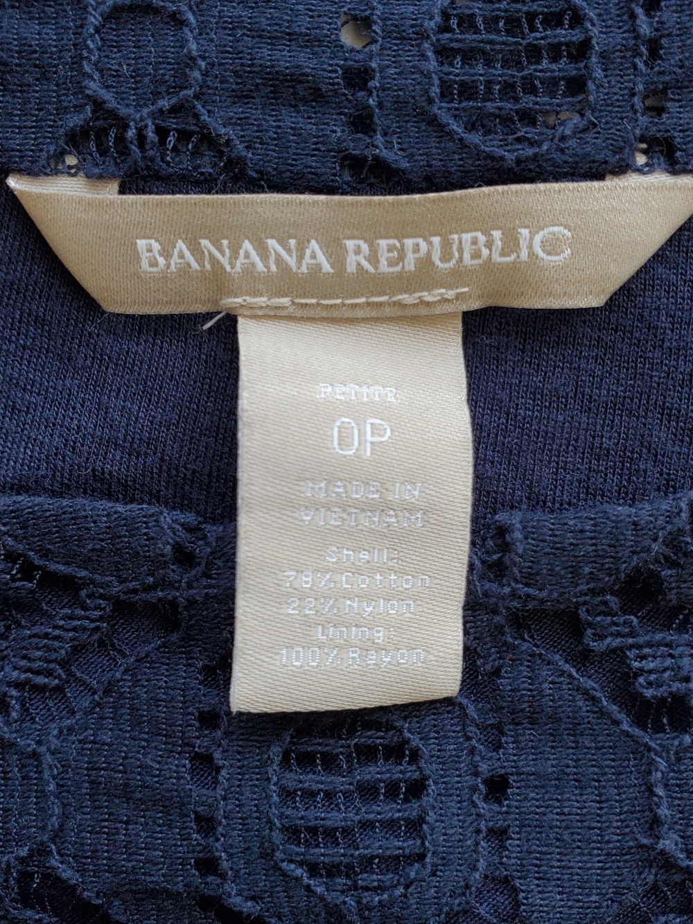 Banana Republic Women's Lace Blouse, Navy (Size 0P) - Picture 4 of 6